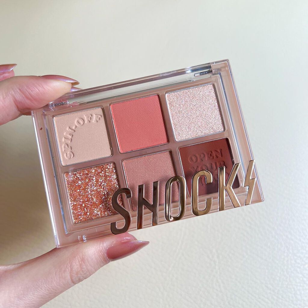 ザショッキングスピンオフパレット/TONYMOLY/アイシャドウパレットを使ったクチコミ（2枚目）