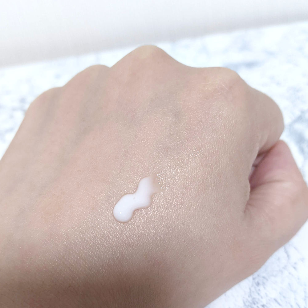 エッセンシャル リアル アイクリーム フォーフェイス/AHC/アイケア・アイクリームを使ったクチコミ（3枚目）