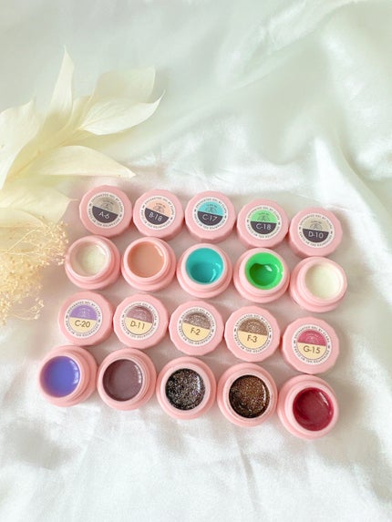 めるᙏ̤̫͚𓍯フォロバ on LIPS 「〖ClaraNail〗⋆⸜クララネイルの大人気カラージェル⸝⋆..」(4枚目)