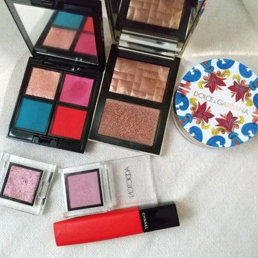 BOBBI BROWN リュクス イルミネイティング デュオのクチコミ「#今日のメイク

ADDICTIONのアイシャドウを使ってメイク。

先日届いたアットコスメで.....」（1枚目）