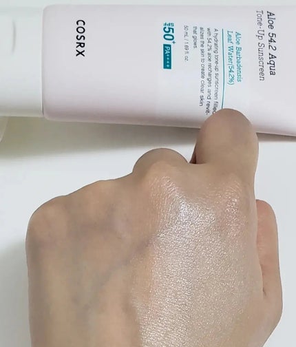 アロエ54.2アクアトーンアップUVクリーム SPF50+ PA++++/COSRX/日焼け止めクリームを使ったクチコミ(5枚目)