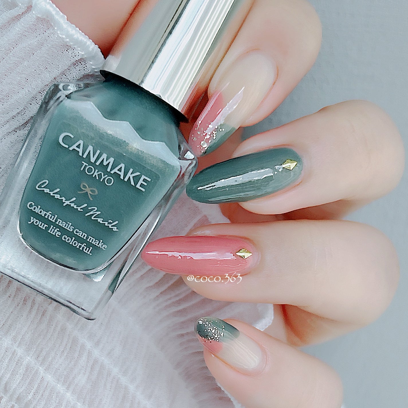 カラフルネイルズ/キャンメイク/マニキュアを使ったクチコミ(4枚目)