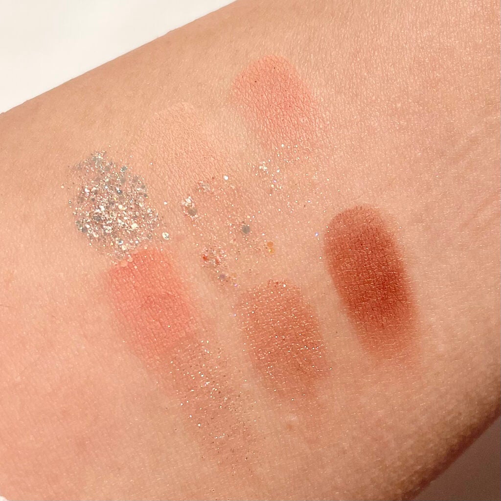 グリッターペディアアイパレット/unleashia/アイシャドウパレットを使ったクチコミ(6枚目)