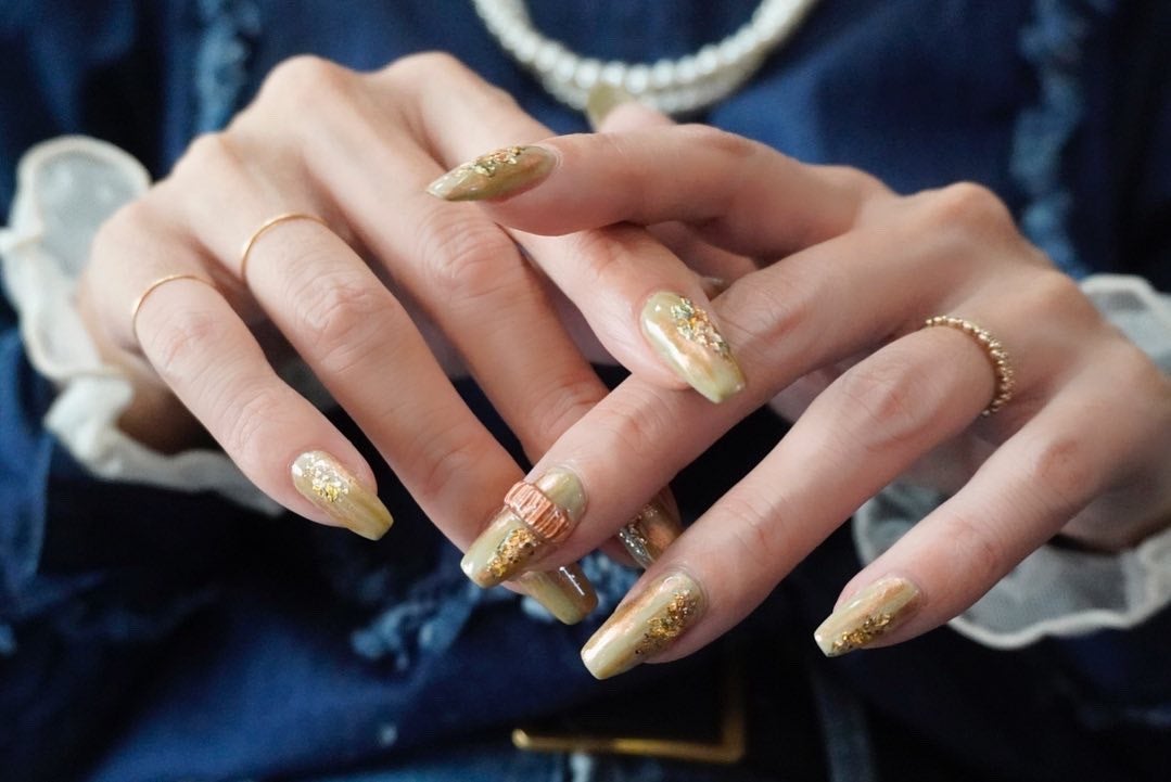 Lisa🐈⬛投稿ありフォロバ🫶🏻 on LIPS 「今回のネイルはこれを使ってピスタチオモナカをイメージした🌿最近..」(1枚目)