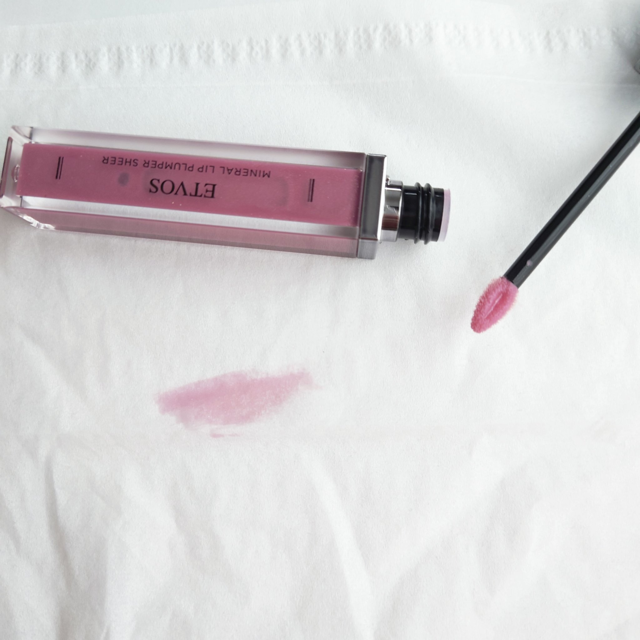 ミネラルリッププランパー シアー オペラモーブ(限定色)/エトヴォス/リッププランパーを使ったクチコミ（2枚目）