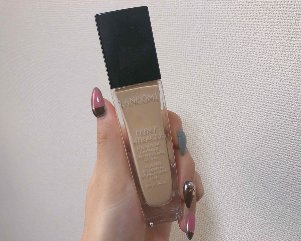 ランコム
タンミラク リキッド
O-01


今まで使ったファンデの中で1番好きすぎるファンデ！めちゃくちゃ推し。

ランコムはこれのウルトラウェアの方が有名だけど、私もそれを見に行ってどっちもTUしてもらい、仕上がりがこっちの方が私には合