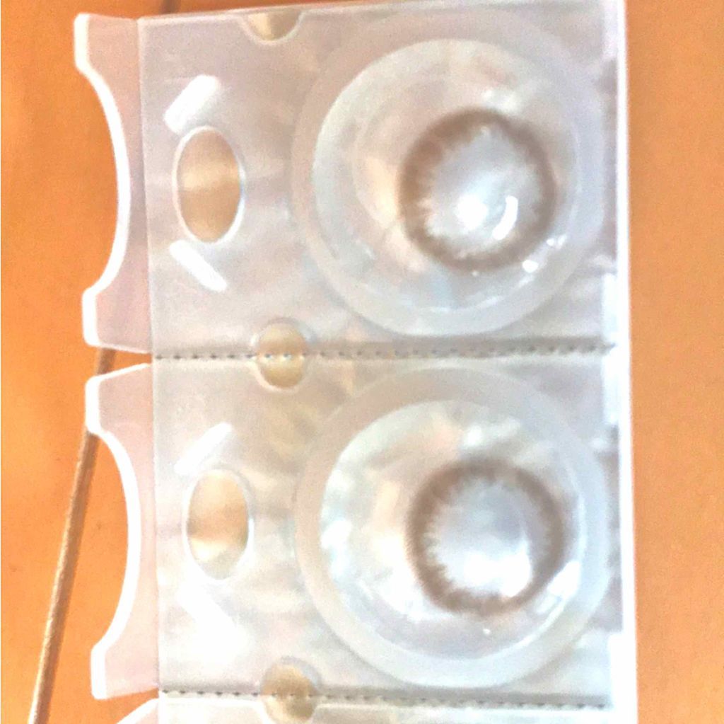 アーティラル UV＆モイスト ワンデー オークル/ARTIRAL/ワンデー（１DAY）カラコンを使ったクチコミ（2枚目）