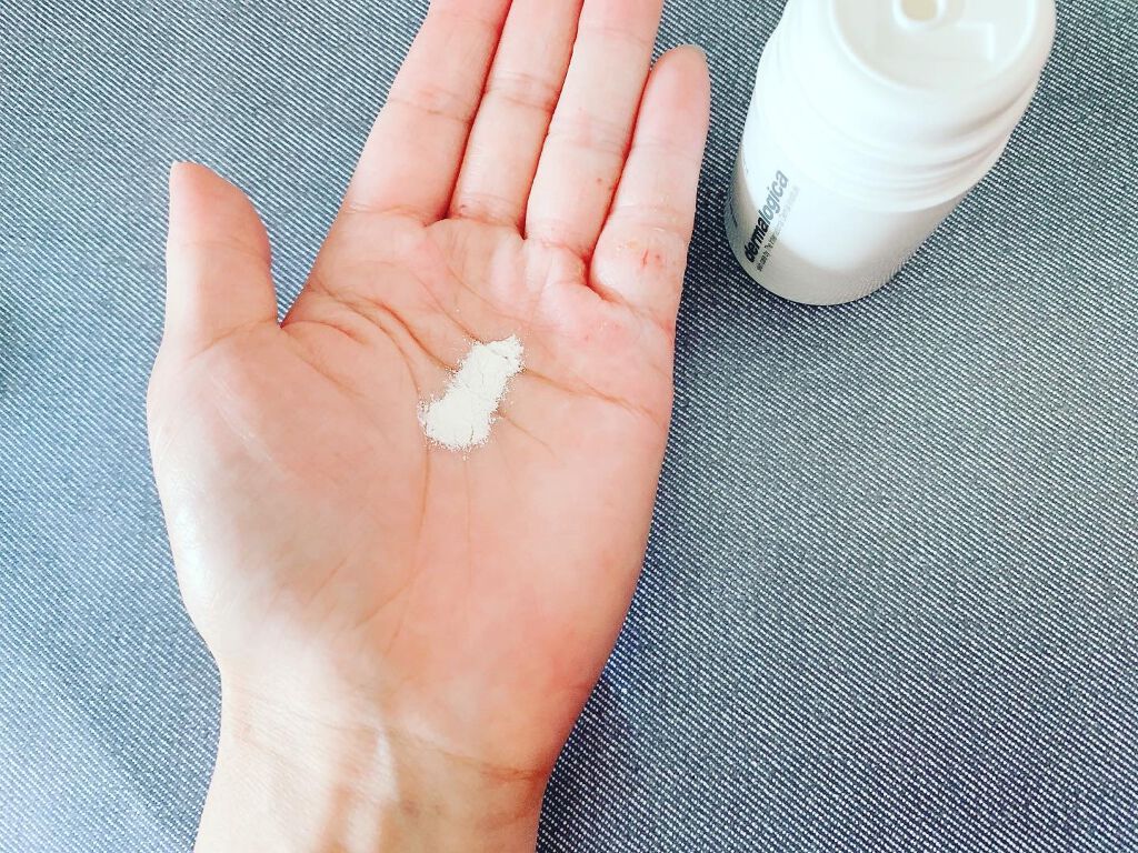 デイリーマイクロフォリエント/ダーマロジカ/洗顔パウダーを使ったクチコミ(3枚目)