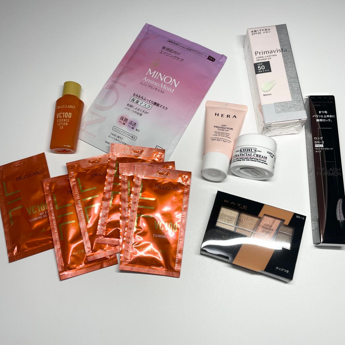 natsumi on LIPS 「.RAXYコスメヲタちゃんねるサラさんコラボボックスだよ💗💗ス..」(5枚目)