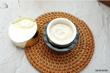 ベラ アルティメットエージ ネッククリーム/VELLA/フェイスクリームを使ったクチコミ(4枚目)