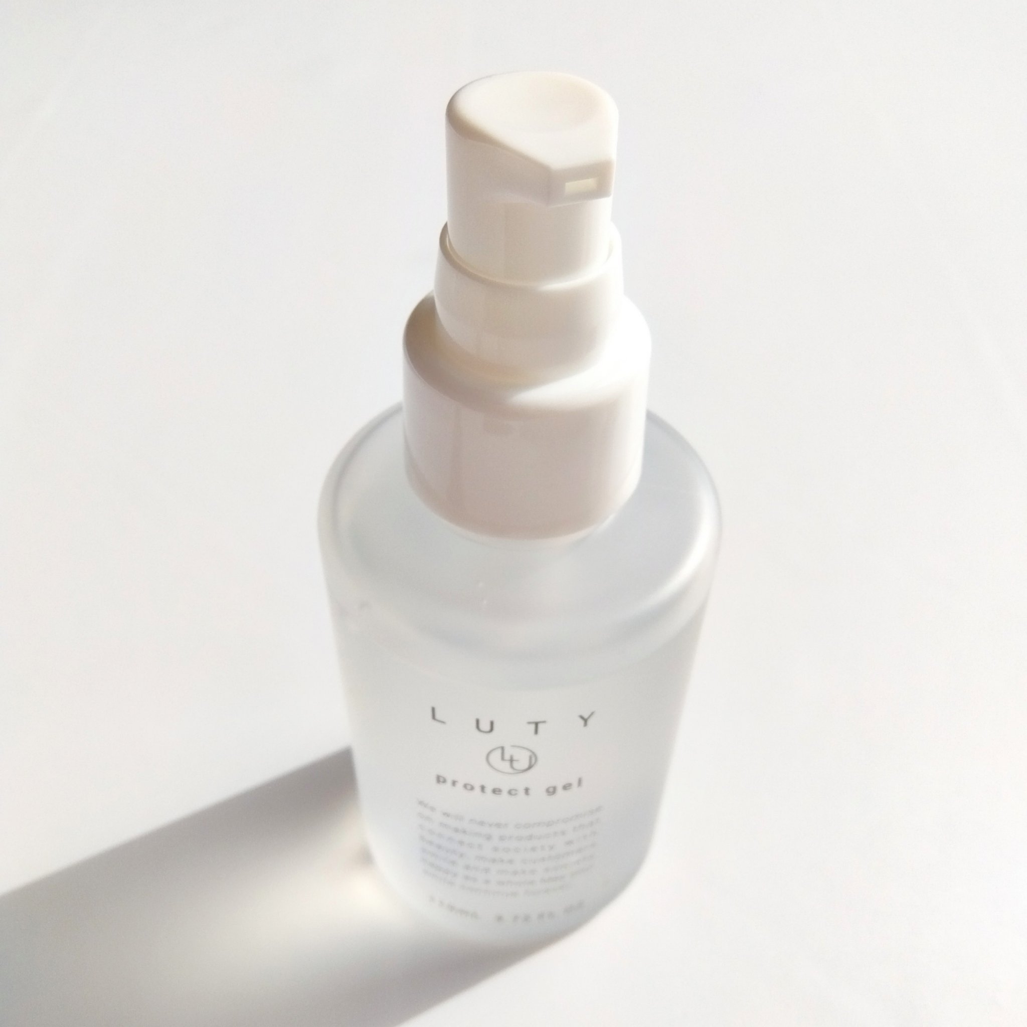 ルーティー プロテクトジェル/LUTY/アウトバストリートメントを使ったクチコミ（2枚目）