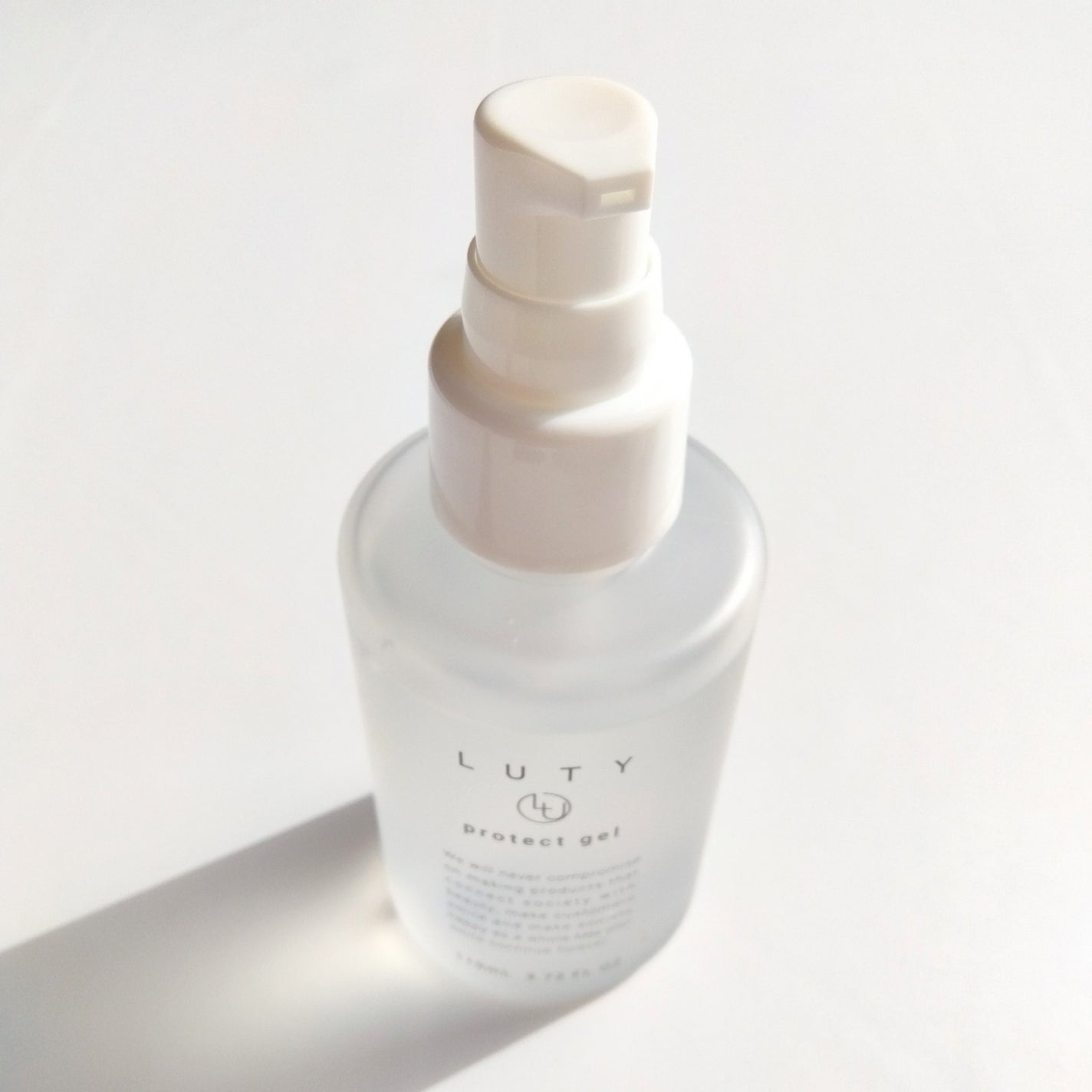 ルーティー プロテクトジェル/LUTY/アウトバストリートメントを使ったクチコミ(2枚目)