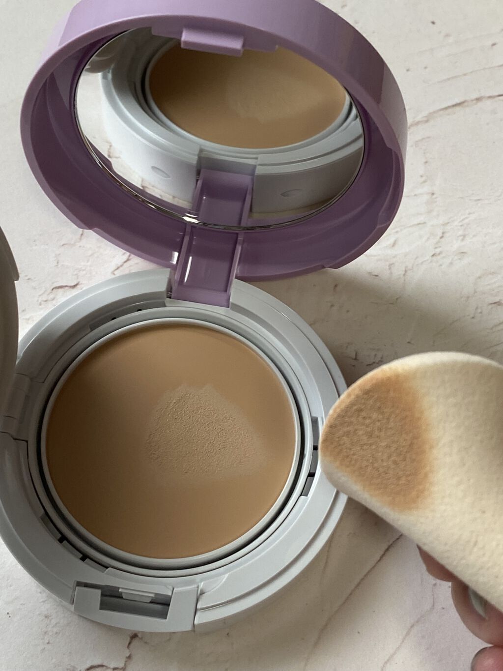 カバーステイＷＰファンデーションＵＶ 01（オークル-B相当）/コフレドール/パウダーファンデーションを使ったクチコミ（3枚目）