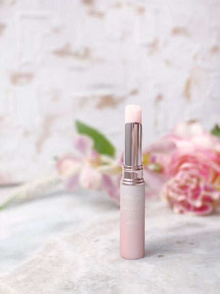 サクラヴェールリップ/パラドゥ/リップクリームを使ったクチコミ(1枚目)