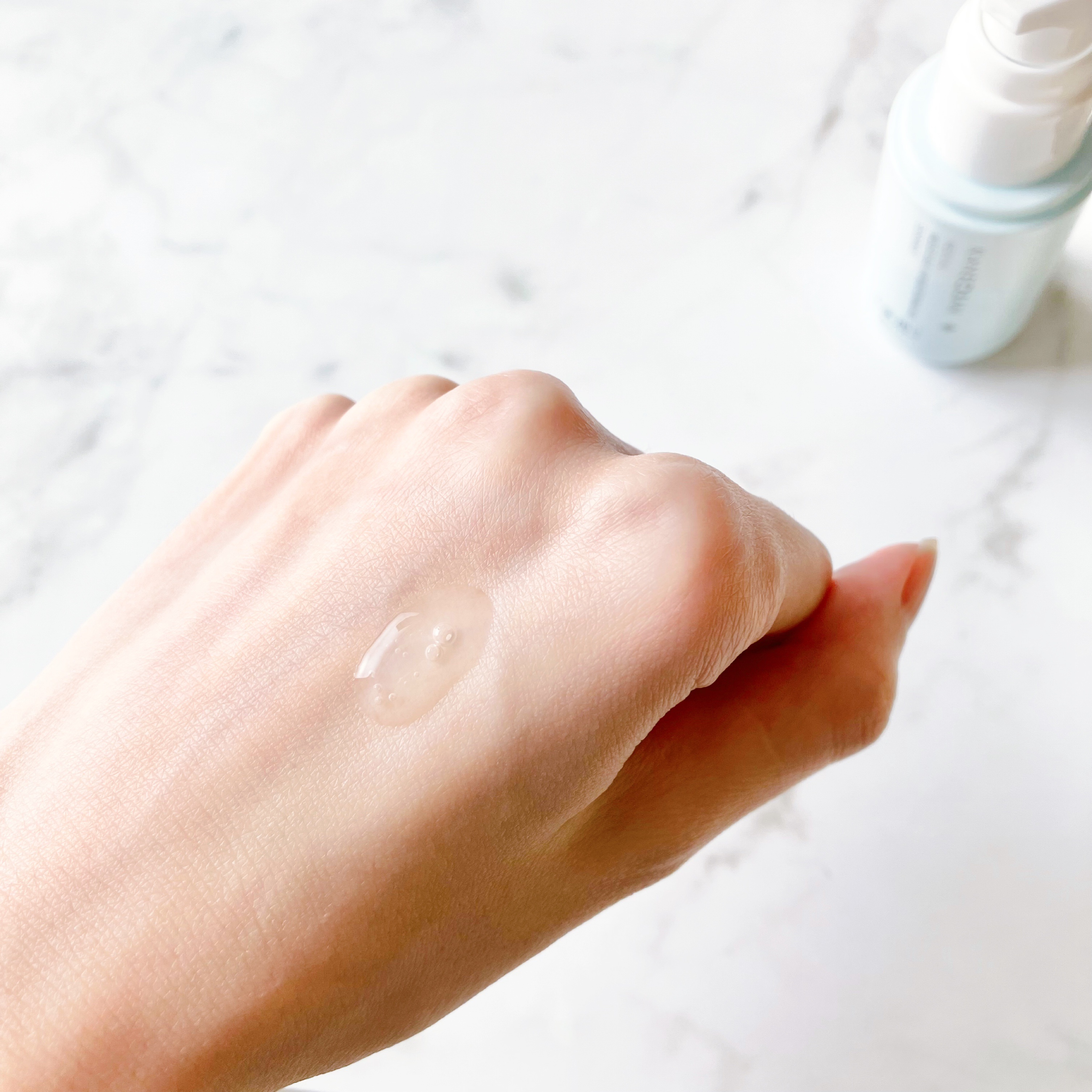 乾燥さん 薬用水分力ブライトニングエッセンス【医薬部外品】/乾燥さん/美容液を使ったクチコミ（3枚目）