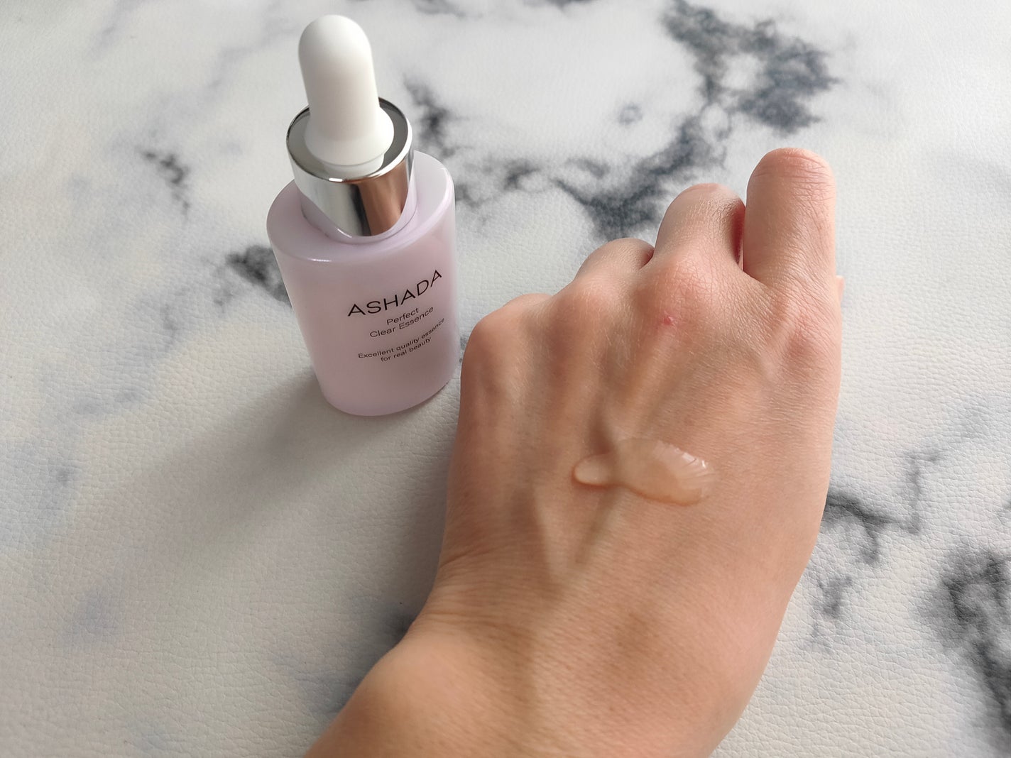 アスハダ-ASHADA-美容液(パーフェクトクリアエッセンス) /アスハダ/美容液を使ったクチコミ(3枚目)