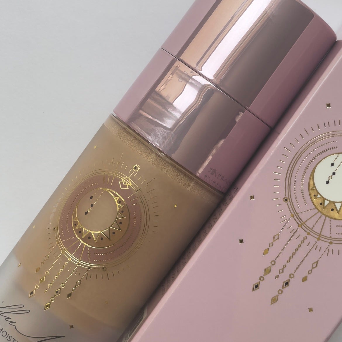 コラーゲンモイスチャースキンベース/illuN/化粧下地を使ったクチコミ(2枚目)