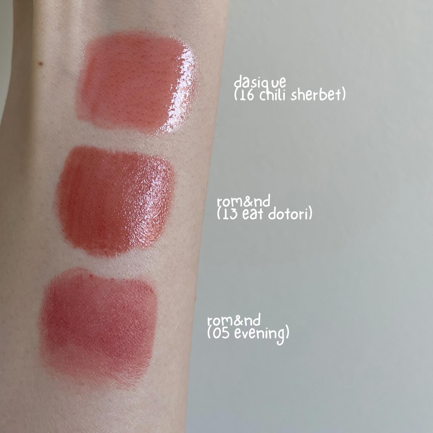 ジューシーラスティングティント/rom&nd/リップティントを使ったクチコミ（1枚目）