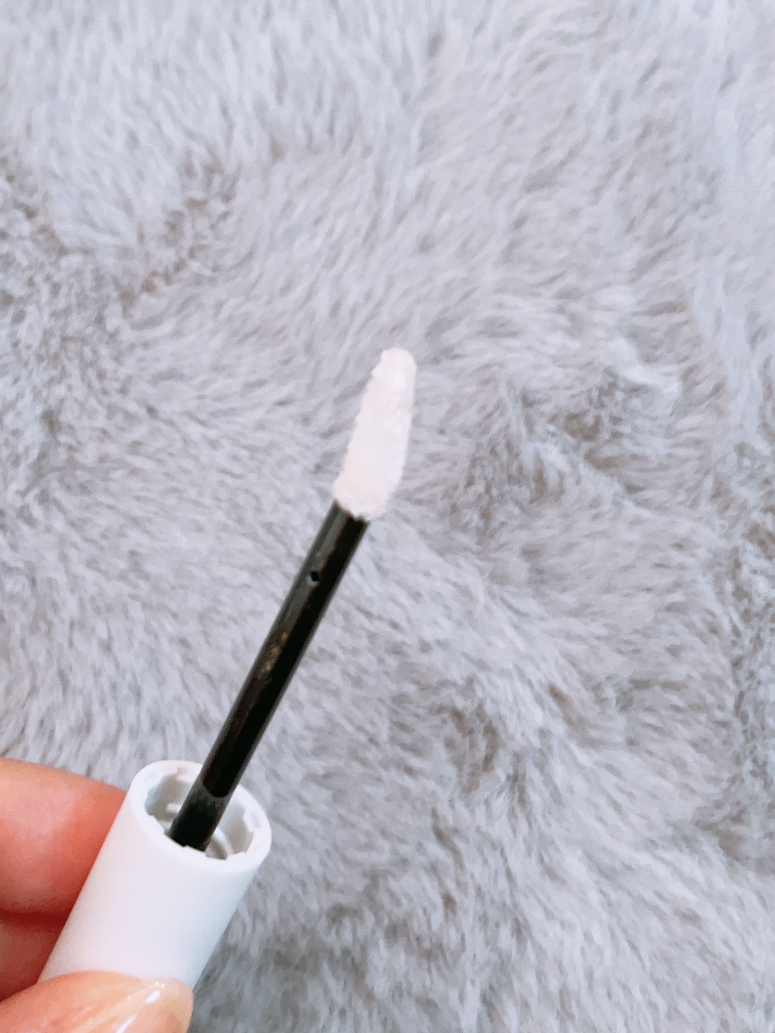 エテュセ アイエディション(リキッドカラー) 04 ダズリングシャワー/ettusais/リキッドアイシャドウを使ったクチコミ（2枚目）