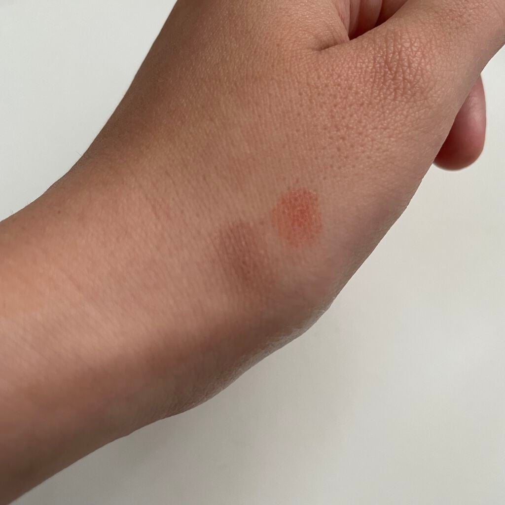 muk on LIPS 「to/oneペダルフロートアイシャドウ💠02スウィートメープル..」(3枚目)