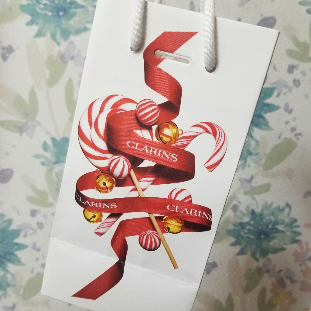 コンフォート リップオイル インテンス/CLARINS/リップグロスを使ったクチコミ(2枚目)