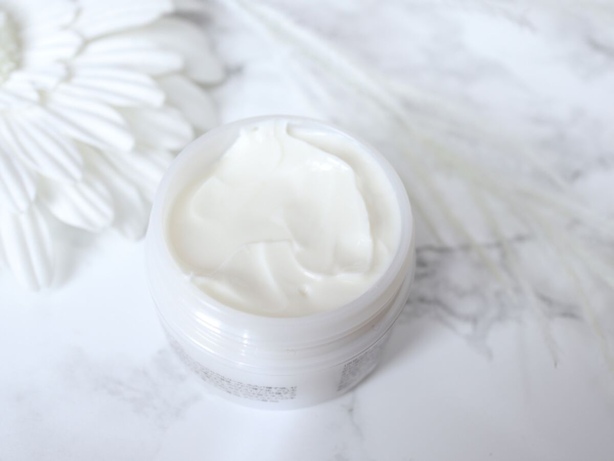 アルピ二エッセンスクリーム/魂の商材屋/フェイスクリームを使ったクチコミ(3枚目)