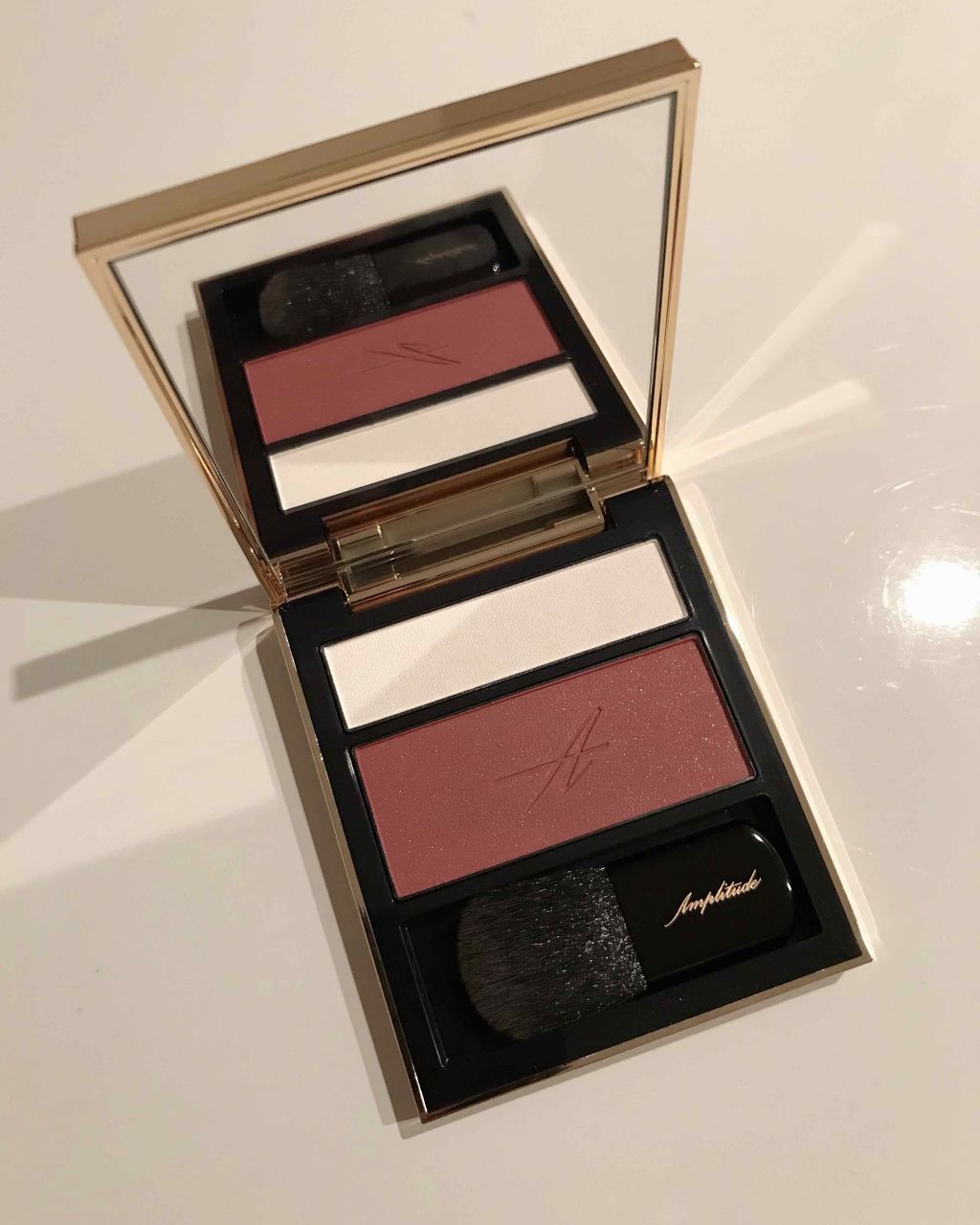 コンスピキュアス チークス/Amplitude/パウダーチークを使ったクチコミ(2枚目)