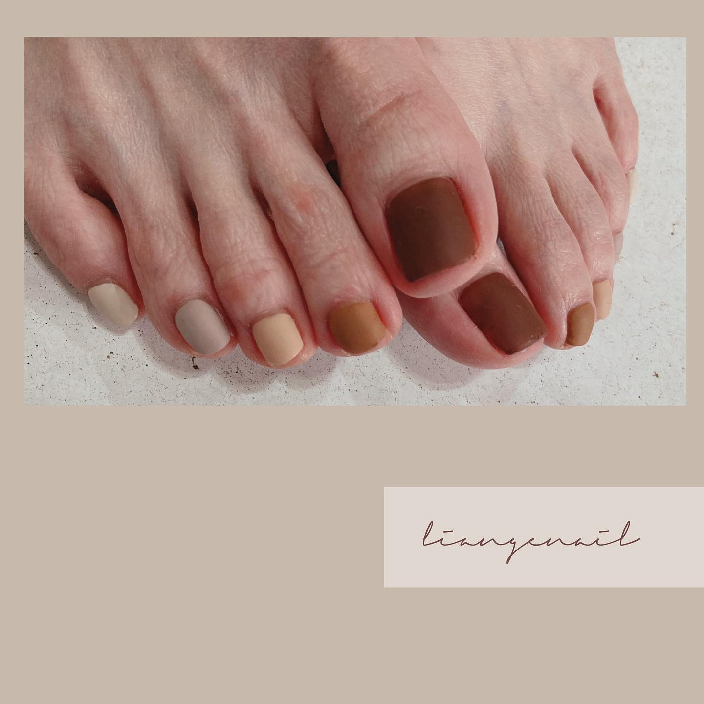 #リアンジェネイル,#柏ネイル,#ネイル,#ブラウンネイル,#秋フットネイル,#マットネイルのネイルデザイン