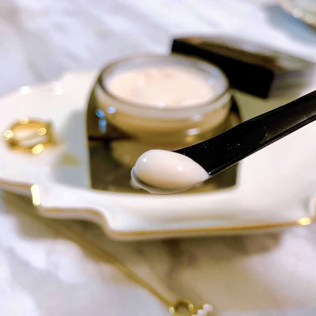 CHANEL ル リフトクレームフィン 試してみたル リフト クレーム フィン CHANELの効果・肌質別の口コミ