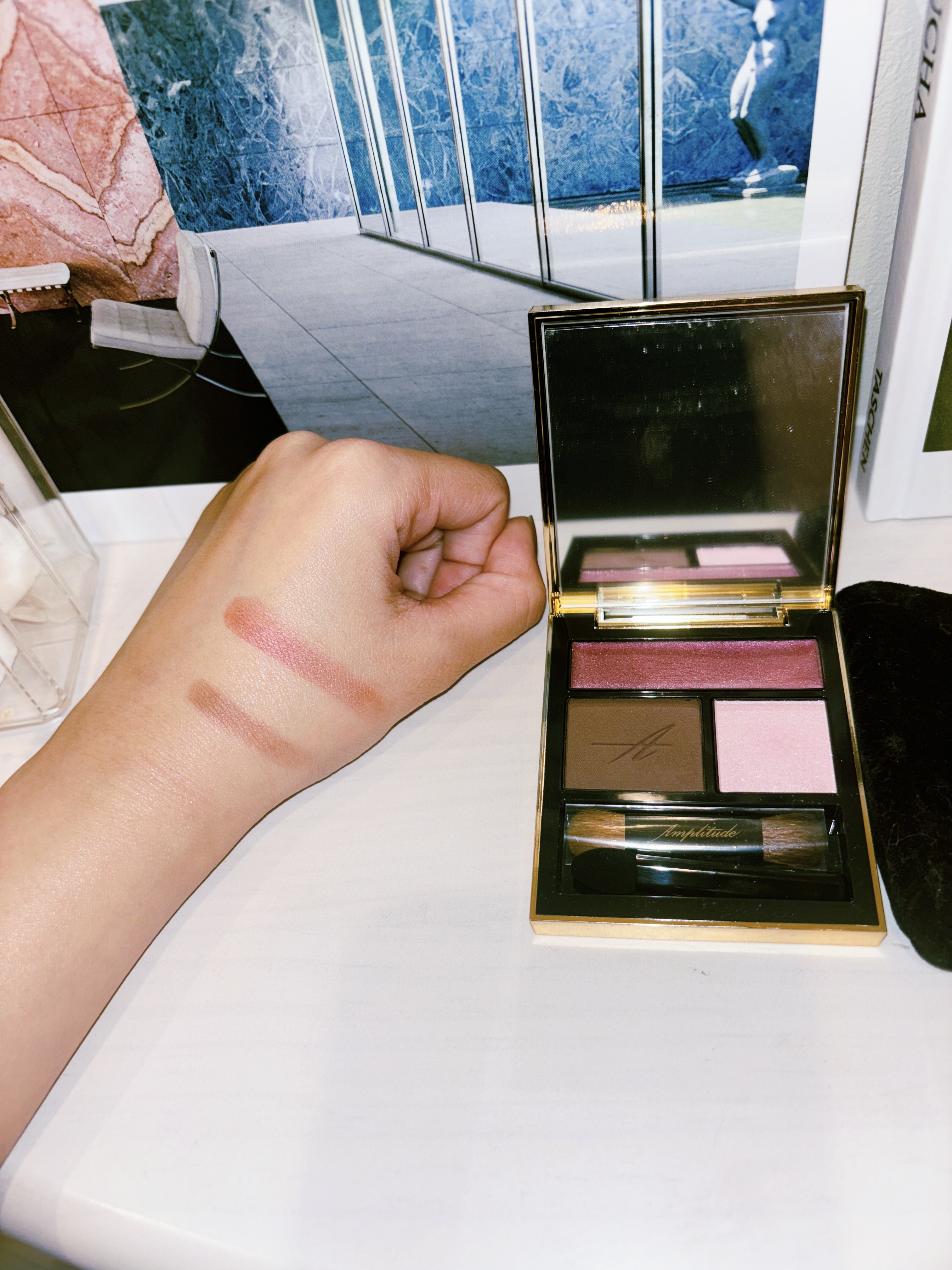 コンスピキュアス アイズ 13 ピンクブラウン/Amplitude/アイシャドウパレットを使ったクチコミ（3枚目）