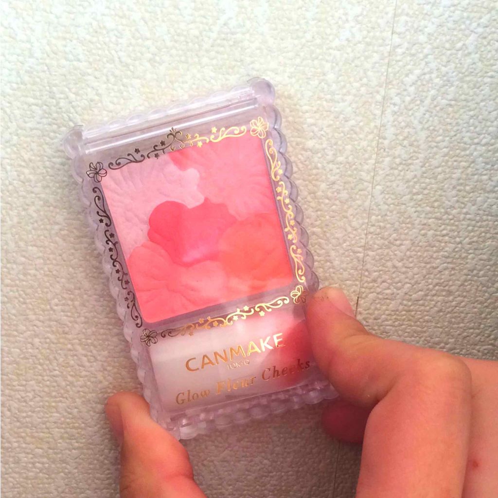 グロウフルールチークス/キャンメイク/パウダーチークを使ったクチコミ（1枚目）