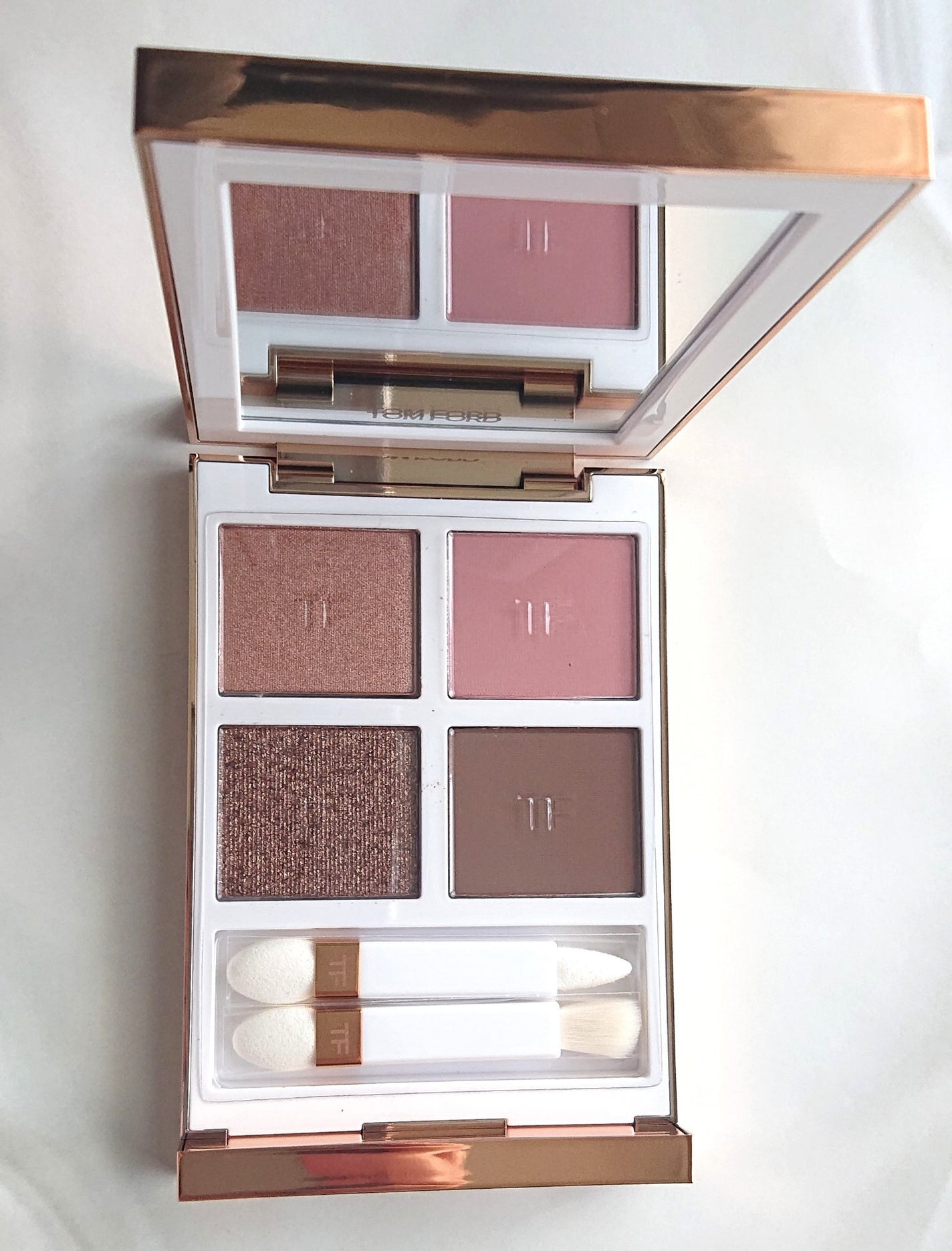 ソレイユ ドゥ フ アイ カラー クォード/TOM FORD BEAUTY/アイシャドウパレットを使ったクチコミ(4枚目)