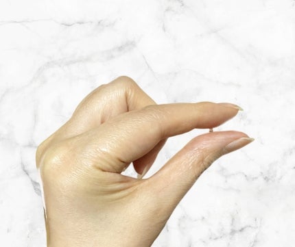 ピンクアロエムチンセラム/APRILSKIN/美容液を使ったクチコミ(4枚目)