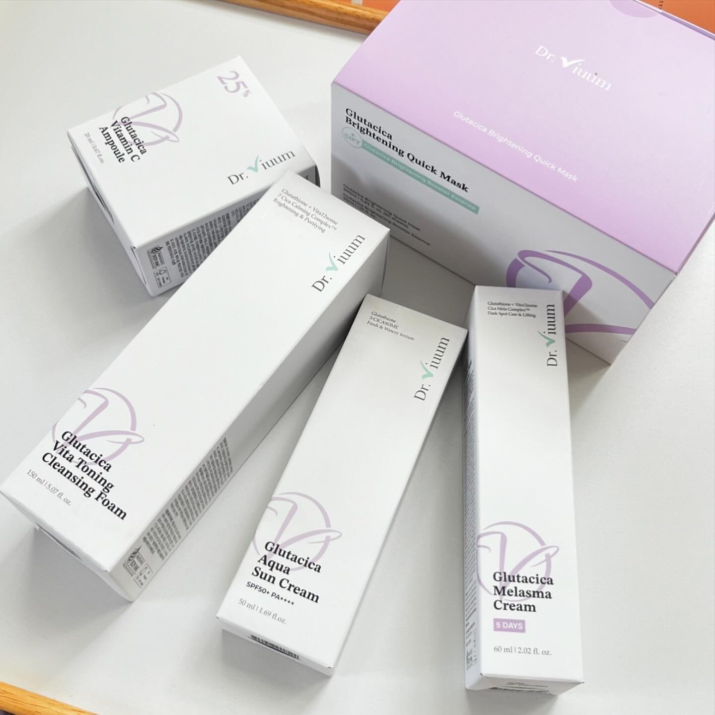 グルタシカ Aサンクリーム/Dr.Viuum/日焼け止めクリームを使ったクチコミ（2枚目）