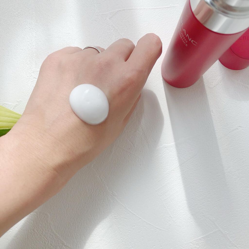 薬用ファーストエッセンス/ALBLANC/ブースター・導入液を使ったクチコミ(2枚目)