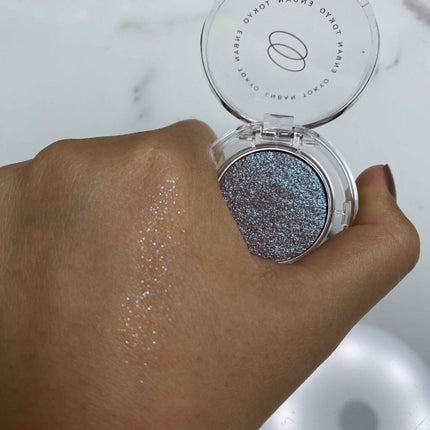 マルチグリッターカラー 03 CHIKYU(チキュウ)/ENBAN TOKYO/単色アイシャドウを使ったクチコミ(2枚目)