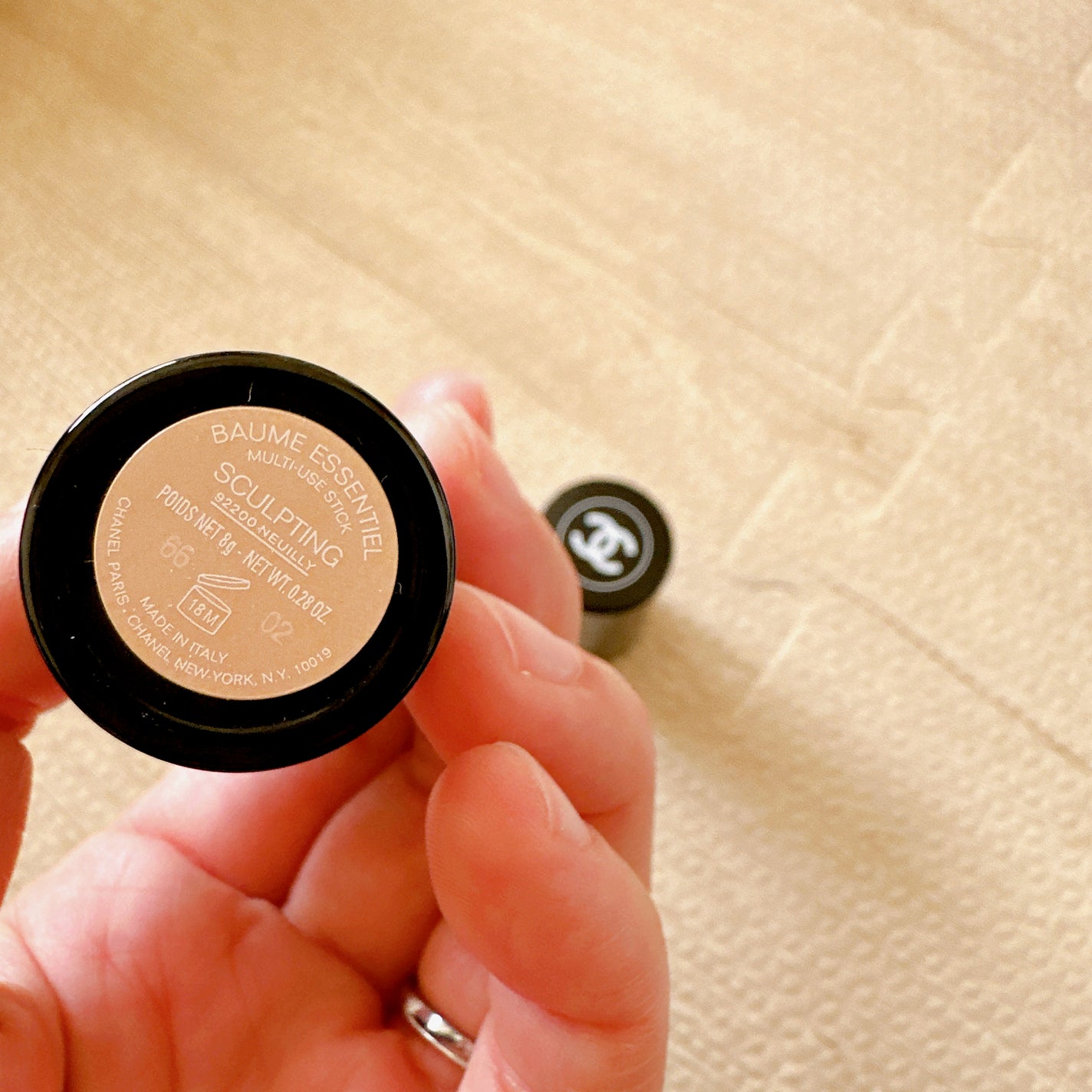 ボーム エサンシエル/CHANEL/スティックハイライトを使ったクチコミ(2枚目)