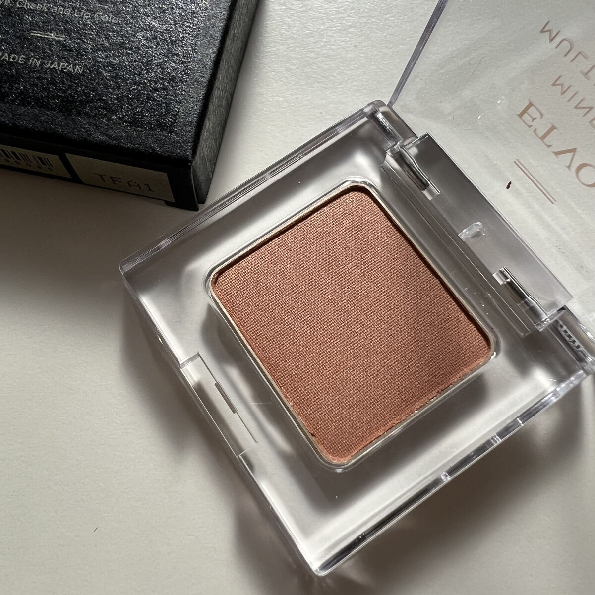 ミネラルマルチパウダー/エトヴォス/単色アイシャドウを使ったクチコミ（2枚目）