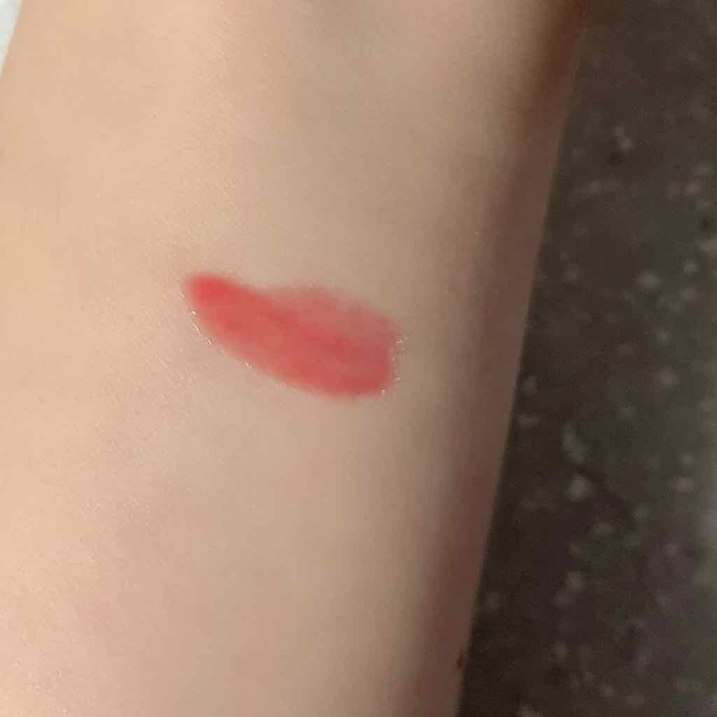 38°C / 99°F リップトリートメント (リップ美容液)/UZU BY FLOWFUSHI/リップケアを使ったクチコミ(2枚目)