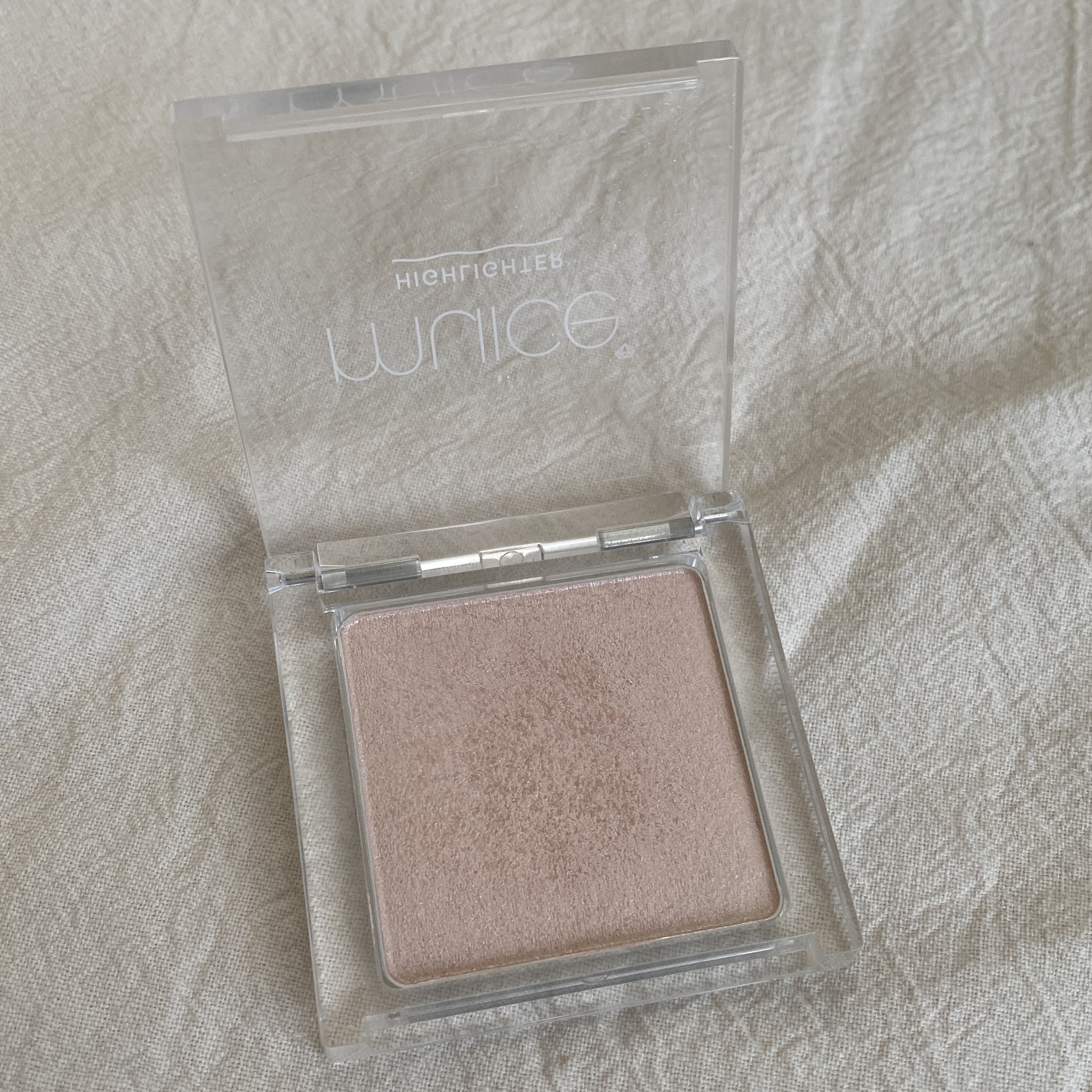 うるみハイライター 02  サクラスノー/muice/パウダーハイライトを使ったクチコミ（3枚目）