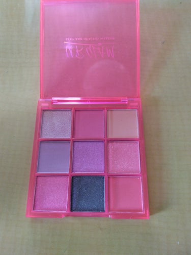 UR GLAM　BLOOMING EYE COLOR PALETTE/U R GLAM/アイシャドウパレットを使ったクチコミ（1枚目）