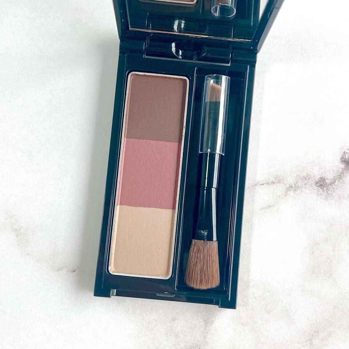 ケイト デザイニングアイブロウ3D/KATE/パウダーアイブロウを使ったクチコミ(2枚目)