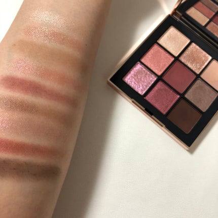 アンインヒビテッド アイシャドーパレット/NARS/アイシャドウパレットを使ったクチコミ(2枚目)