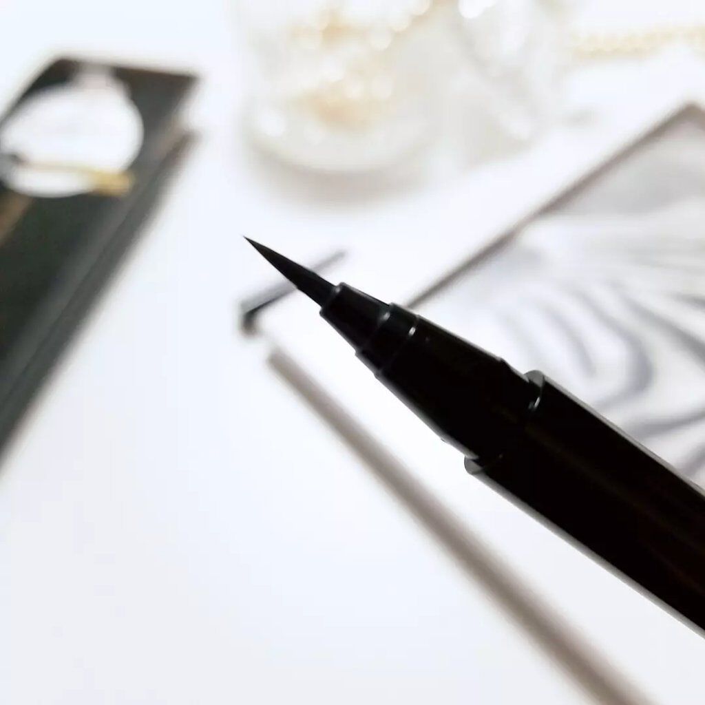 パワーオブアイライナー リキッド/LB/リキッドアイライナーを使ったクチコミ(2枚目)