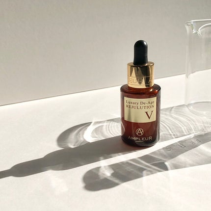 ラグジュアリー・デ・エイジ リジュリューションV/アンプルール/美容液を使ったクチコミ(3枚目)