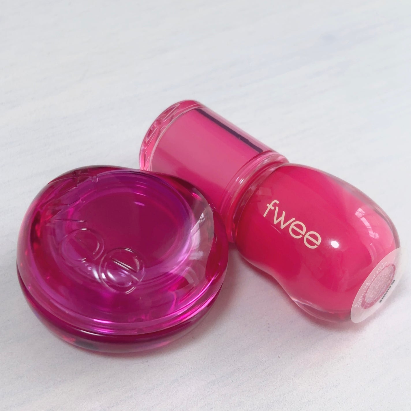 フィー 3Dボリューミンググロス/fwee/リップグロスを使ったクチコミ(1枚目)