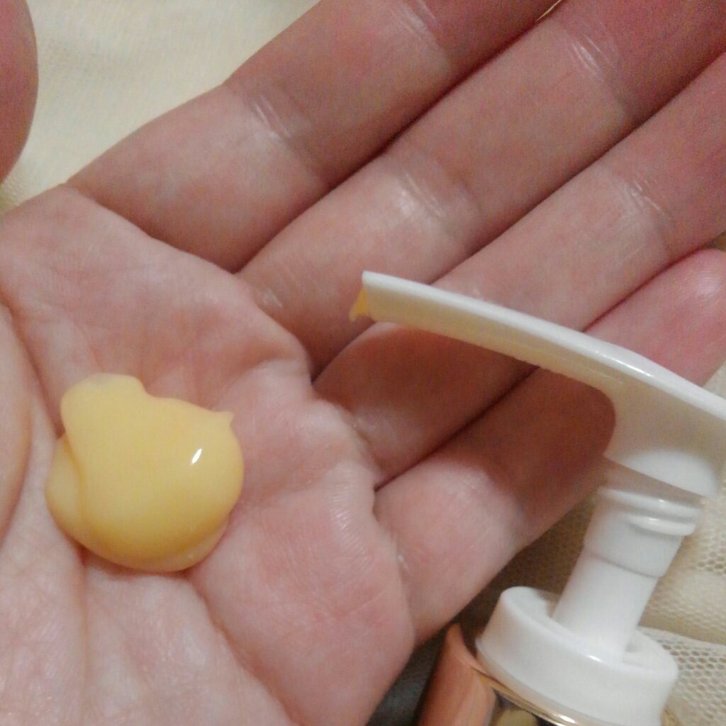 エアリーふんわりリペア インテンシブ ヴィタミルク 洗い流さないトリートメント 125ml/パンテーン/アウトバストリートメントを使ったクチコミ（2枚目）