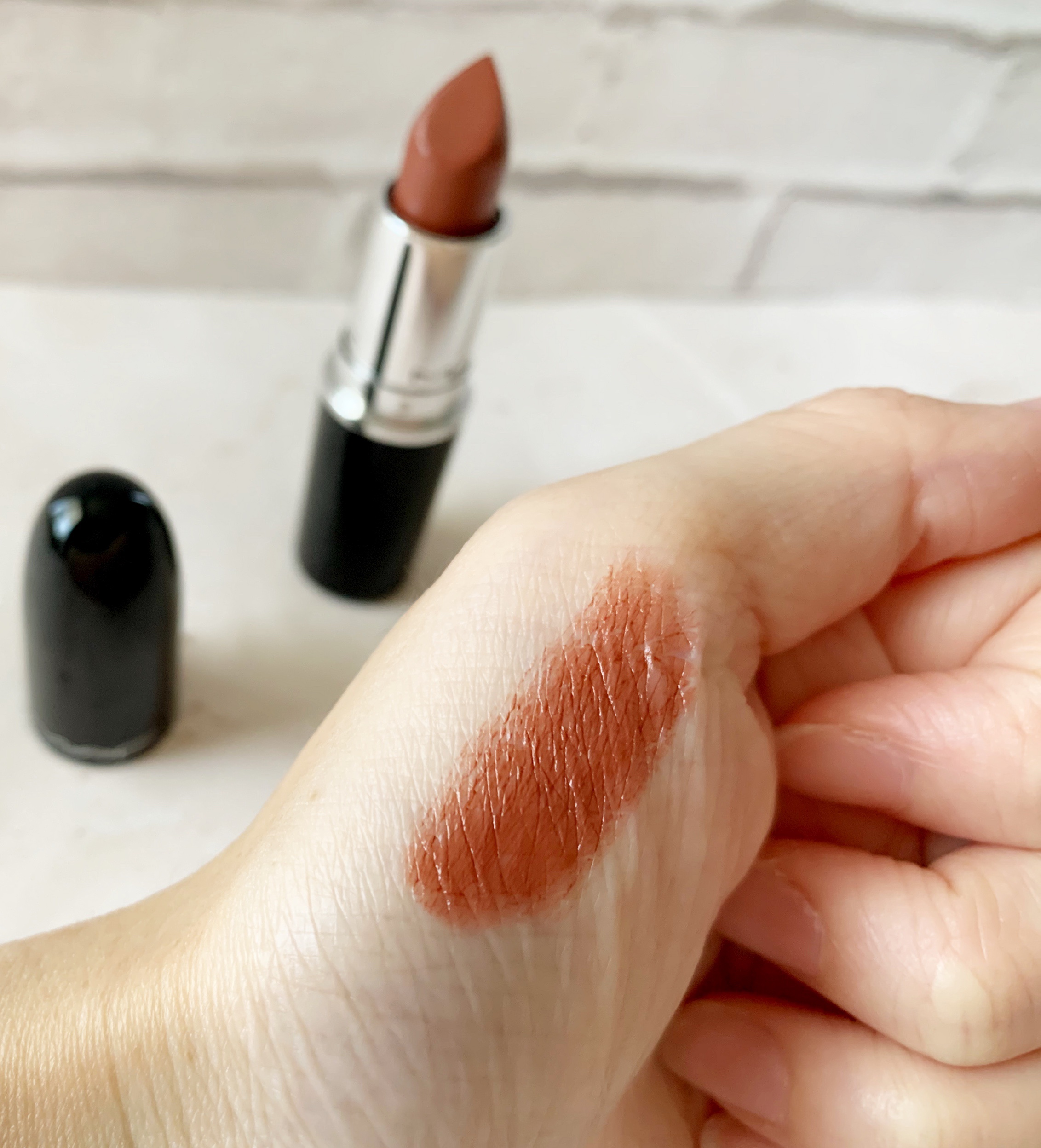 ラスターガラス リップスティック/M・A・C/口紅を使ったクチコミ（3枚目）