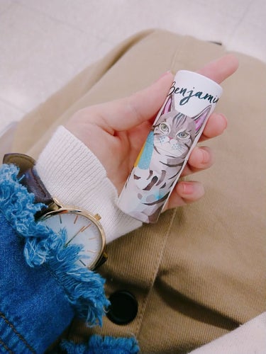 Vasilisa
Perfume Stick 
Benjamin
¥1500~


ヴァシリーサのスティック練り香水、ベンジャミンの香りです✨

香水初心者で、シュッとするタイプは手が出しにくいな〜と思