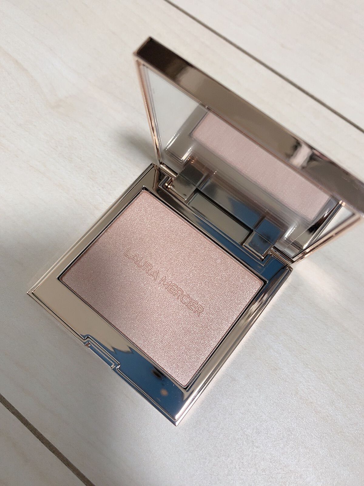 ローズグロウ イルミネーター /ローラ メルシエ/プレストパウダーを使ったクチコミ(1枚目)